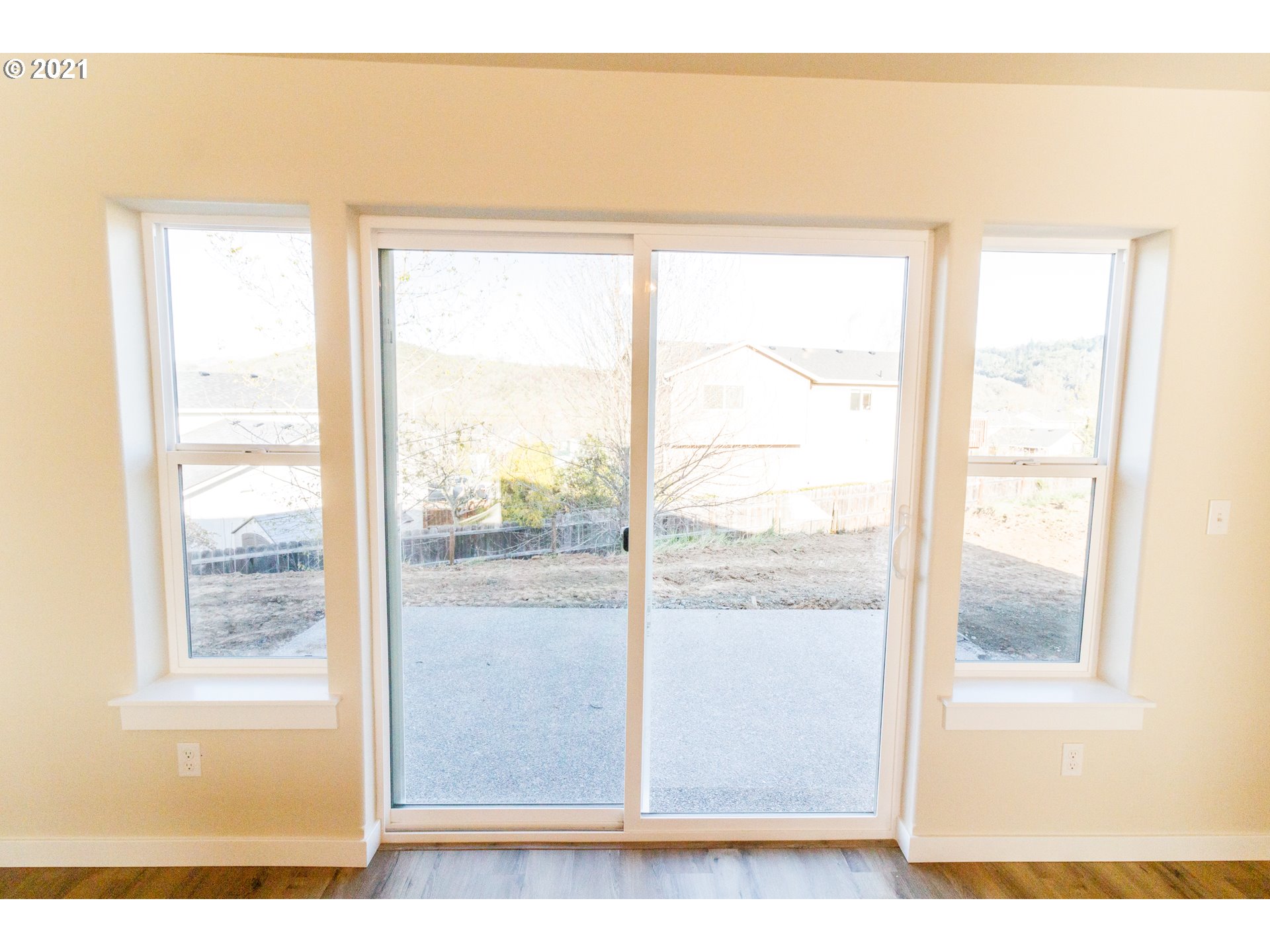 320 Northeast Rose Ridge Drive Winston, OR 97496 - Photo 26 of 31 Gallery Image 26