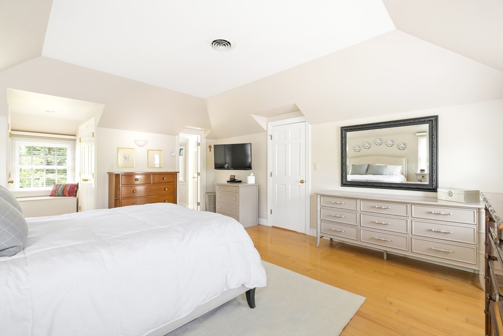 212 Broad Meadow Road Needham, MA 02492 - Photo 19 of 33
