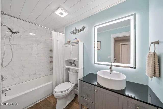 $375,000 | 508 Krystal Lane, Lynn Haven, FL 32444