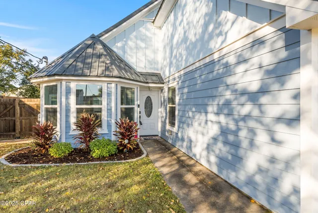 $375,000 | 508 Krystal Lane, Lynn Haven, FL 32444