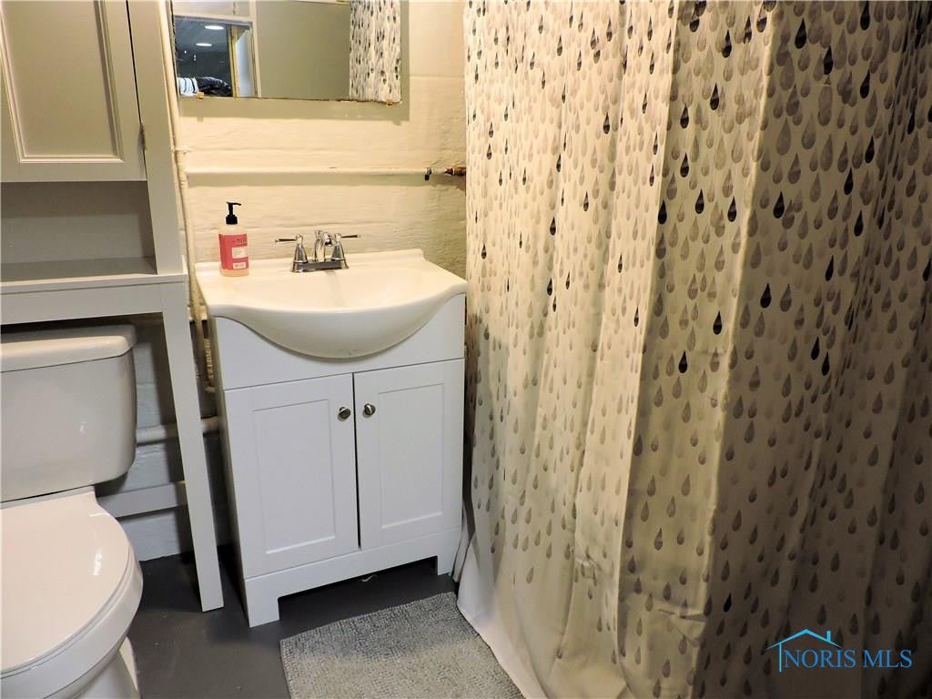 916 Waybridge Road Toledo, OH 43612 - Photo 14 of 17 Gallery Image 14