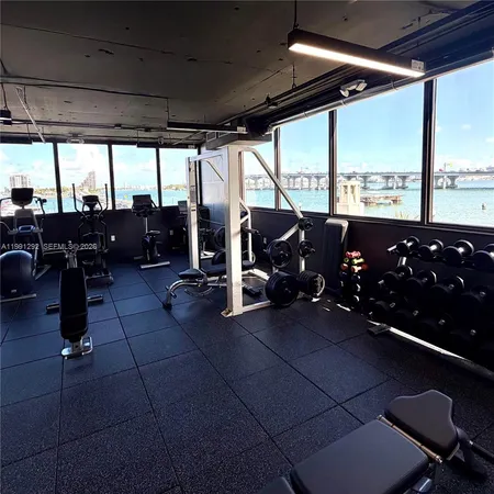 $2,950 | 555 Northeast 15th Street, Unit 29F, Miami, FL 33132