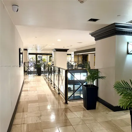 $2,950 | 555 Northeast 15th Street, Unit 29F, Miami, FL 33132