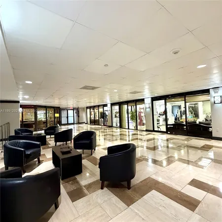 $2,950 | 555 Northeast 15th Street, Unit 29F, Miami, FL 33132