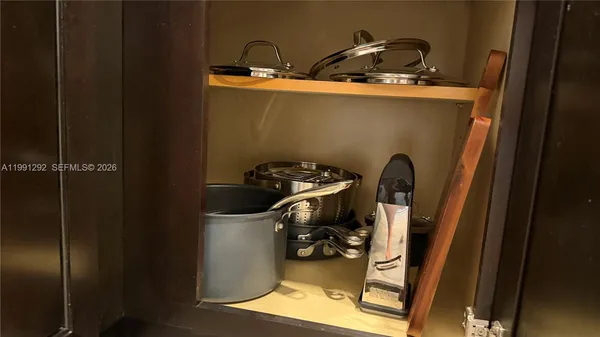 $2,950 | 555 Northeast 15th Street, Unit 29F, Miami, FL 33132