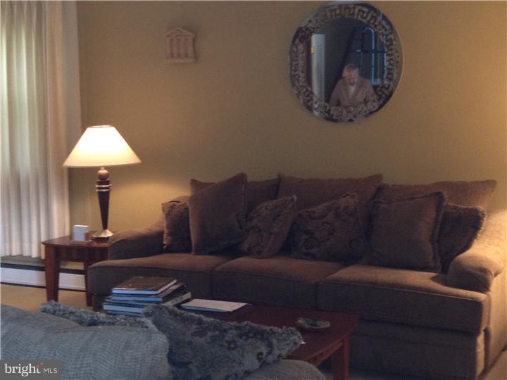 4806 Cooper Road Brookhaven, PA 19015 - Photo 10 of 16 Gallery Image 10