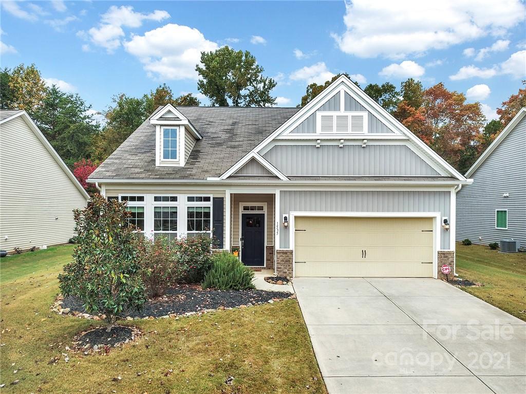 1535 Hedge Apple Road, Unit 163 Clover, SC 29710 - Photo 2 of 36 Gallery Image 2