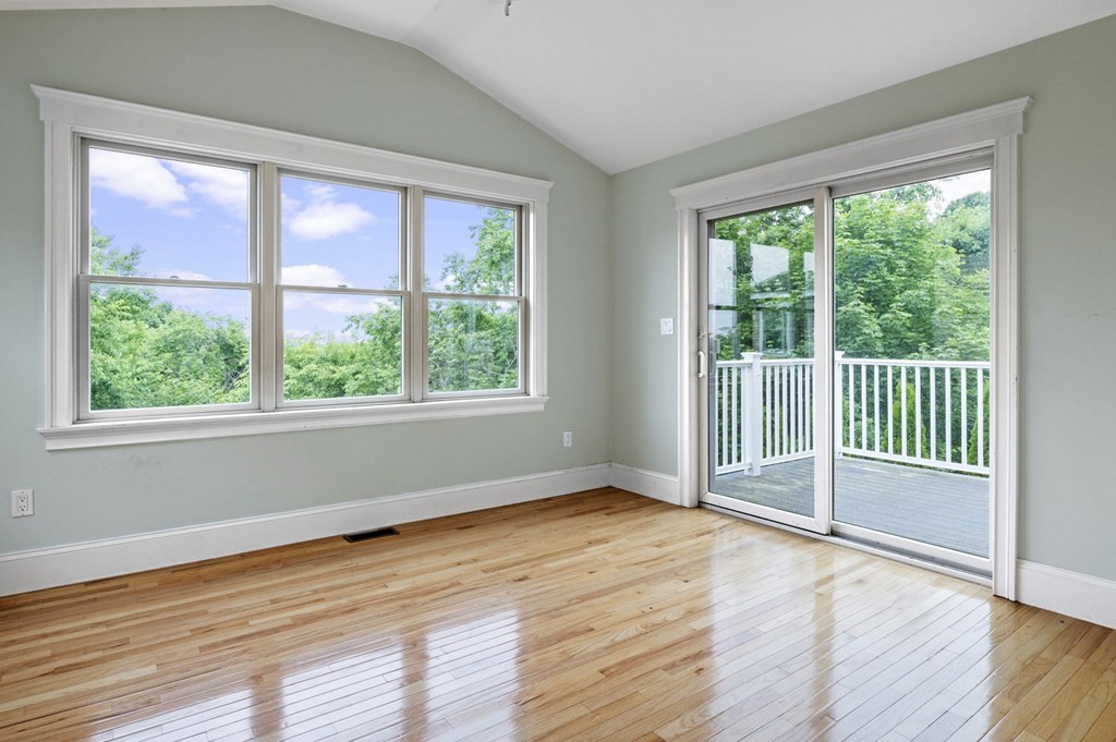 126 Eastern Avenue, Unit B Gloucester, MA 01930 - Photo 25 of 41