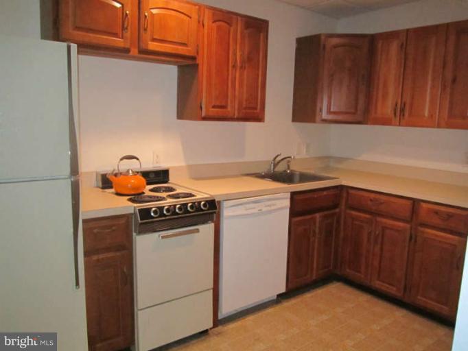 7316 Churchill Road McLean, VA 22101 - Photo 13 of 16 Interior (General)