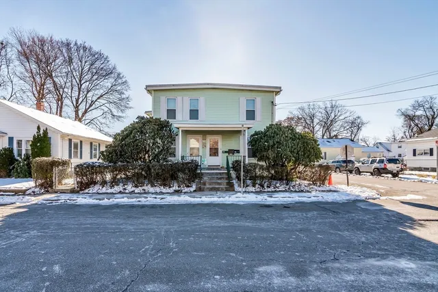 $699,900 | 144 A Street, Lowell, MA 01851