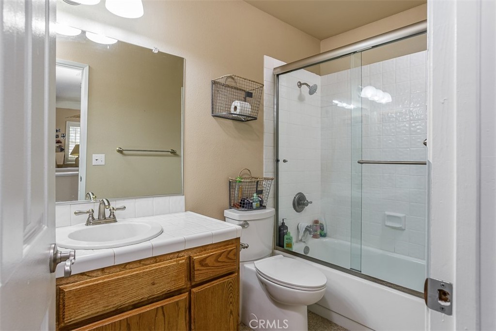 18571 Glenview Court Tehachapi, CA 93561 - Photo 14 of 26