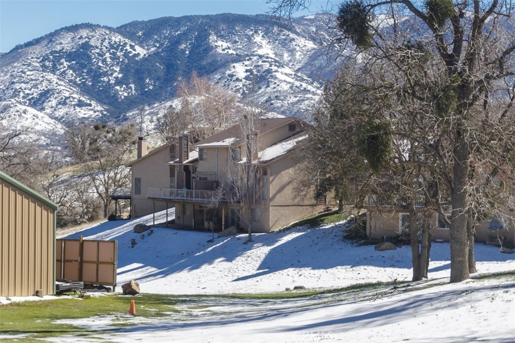 18571 Glenview Court Tehachapi, CA 93561 - Photo 22 of 26