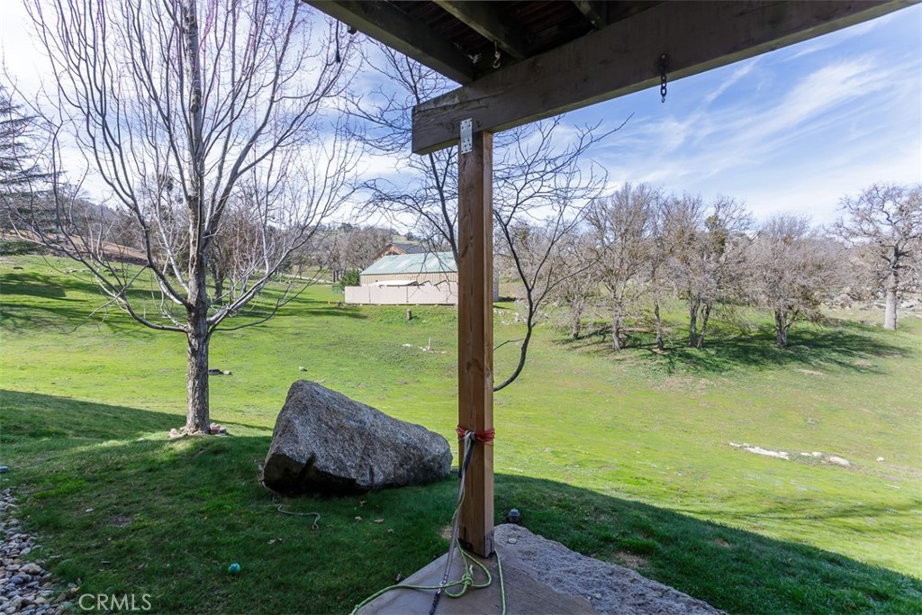 18571 Glenview Court Tehachapi, CA 93561 - Photo 23 of 26