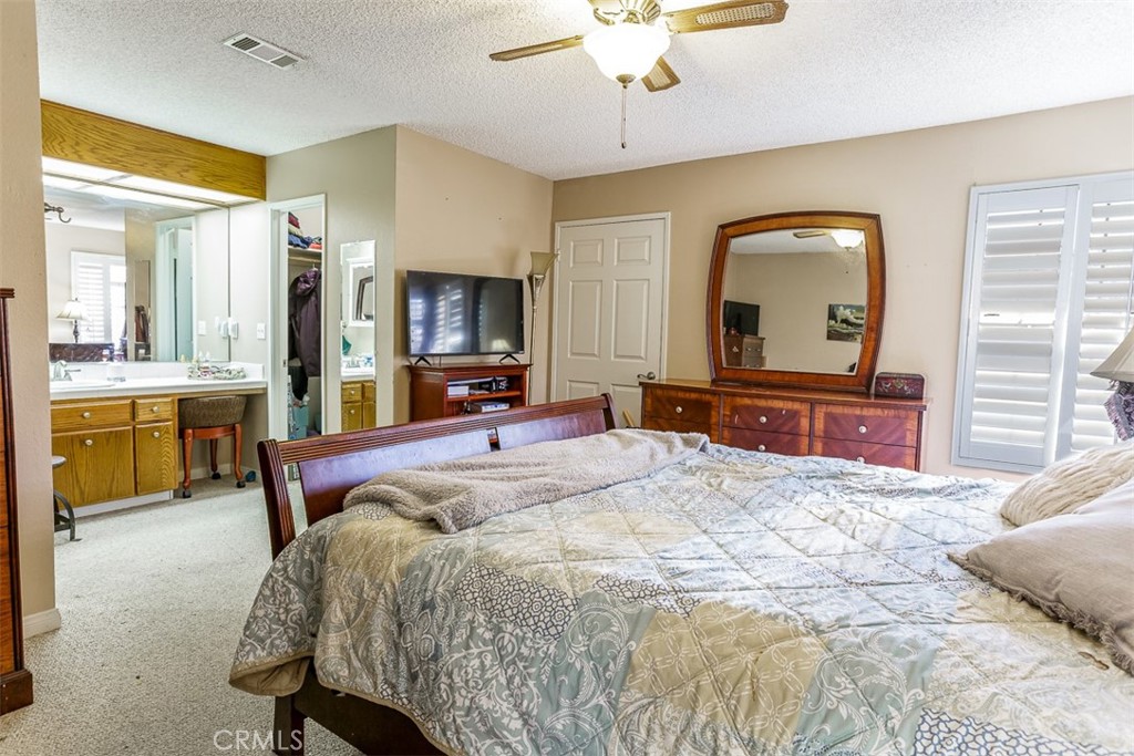 18571 Glenview Court Tehachapi, CA 93561 - Photo 10 of 26