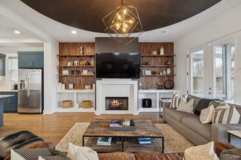 $1,125,000 | 839 Dewees Avenue, Nashville, TN 37204