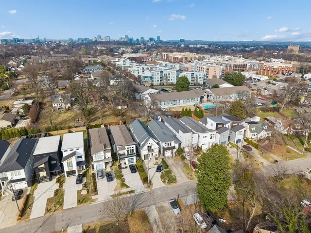$1,125,000 | 839 Dewees Avenue, Nashville, TN 37204