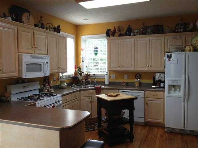 2016 Ridgeview Lane Seneca, SC 29678 - Photo 5 of 24 Gallery Image 5