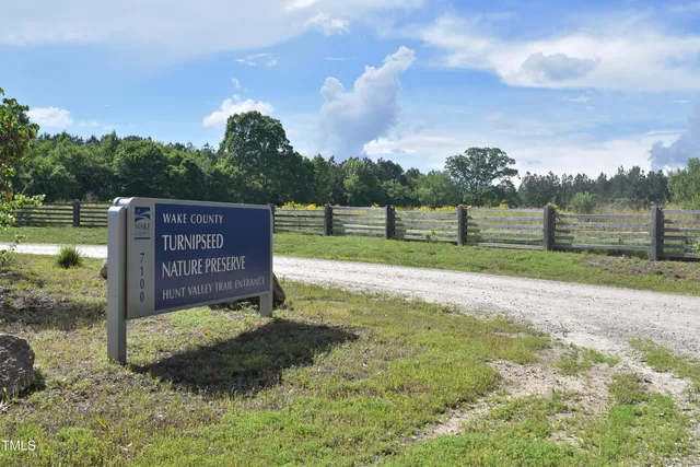 $359,900 | 257 Douglas Falls Drive, Wendell, NC 27591