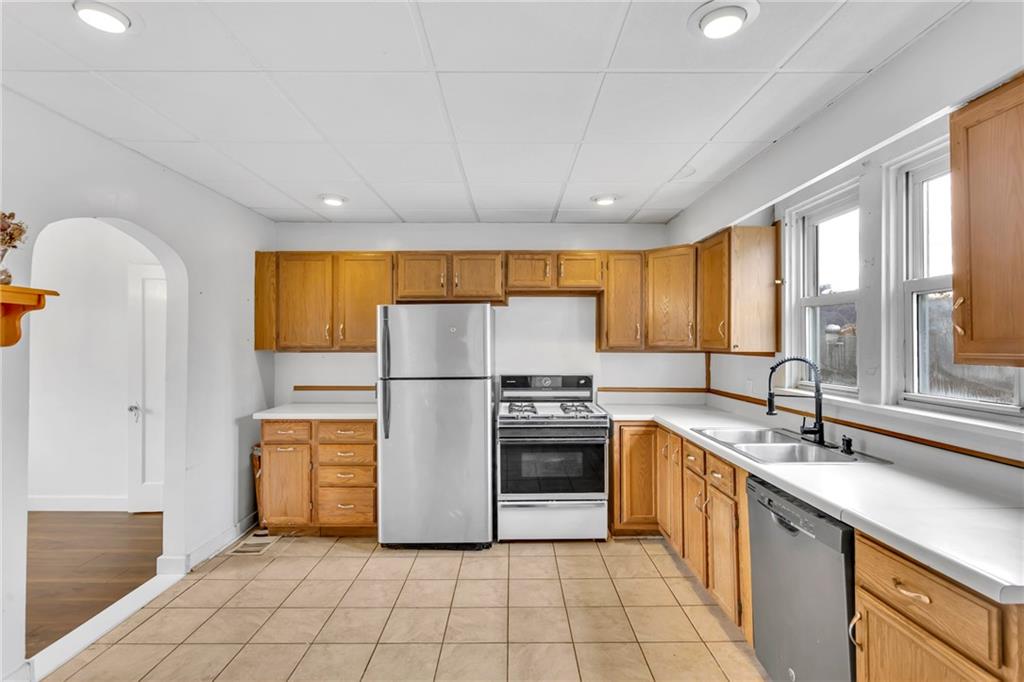 516 Walnut Street Springdale, PA 15144 - Photo 22 of 33 Gallery Image 22