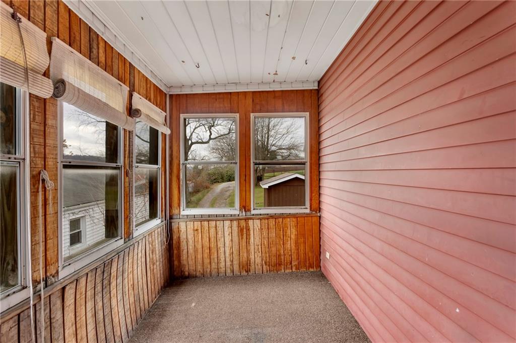 516 Walnut Street Springdale, PA 15144 - Photo 24 of 33 Gallery Image 24