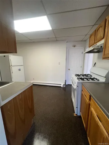 $1,200 | 333 Girard Street, Unit 3, Esopus, NY 12466