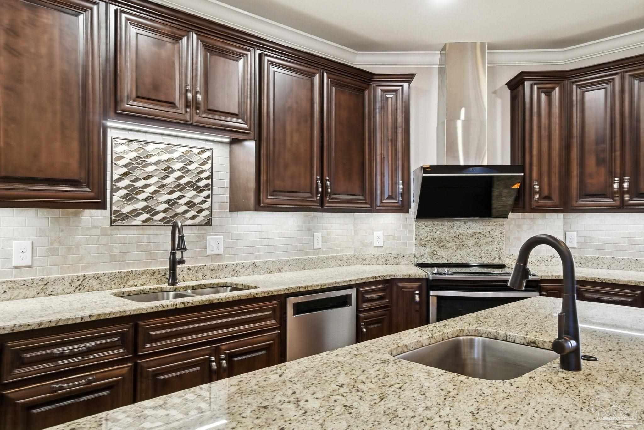 5477 Madelines Way Pace, FL 32571 - Photo 14 of 47