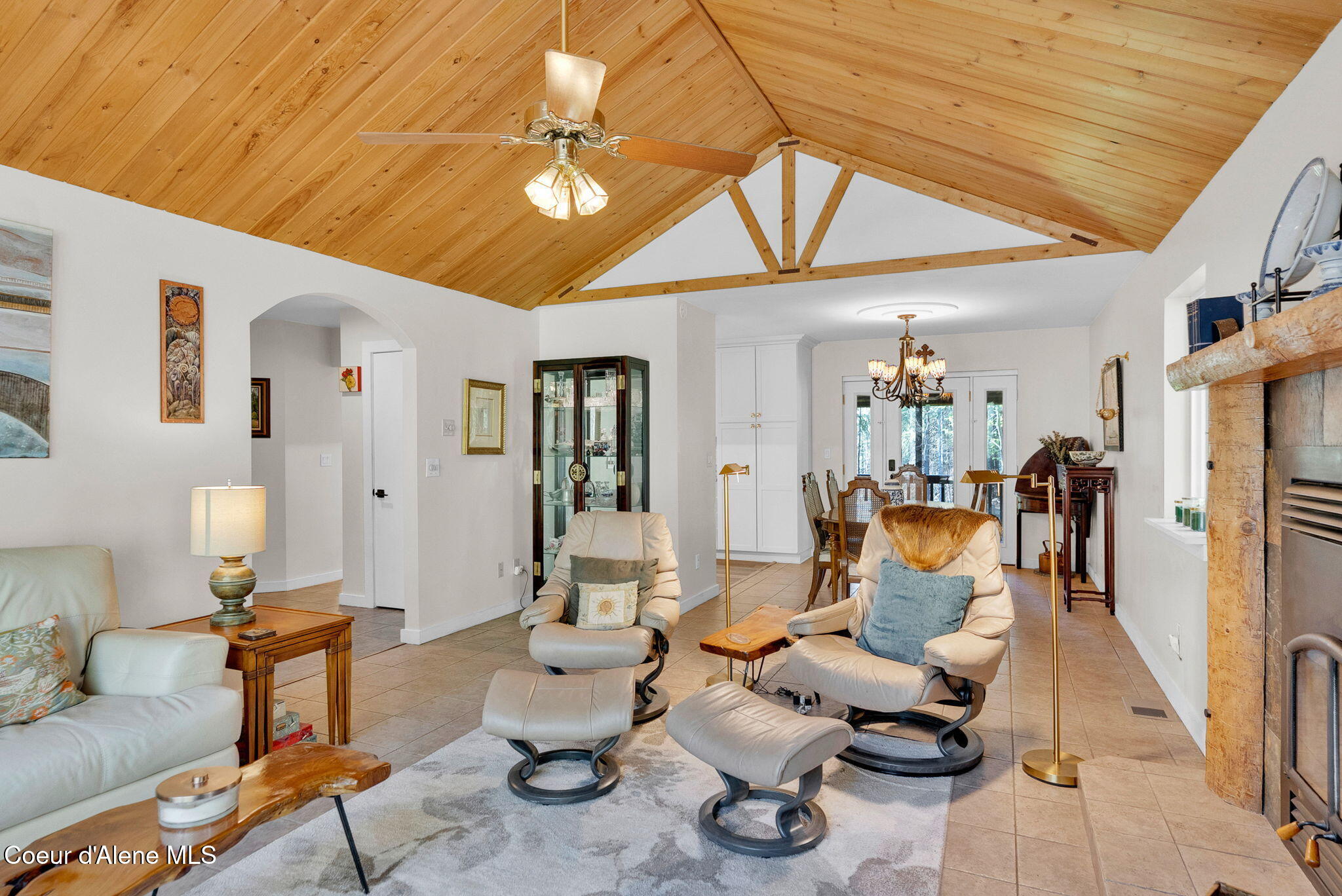 160 Syringa Drive Bonners Ferry, ID 83805 - Photo 16 of 67 17-web-or-mls-SkyLight - Syringa (Jenny