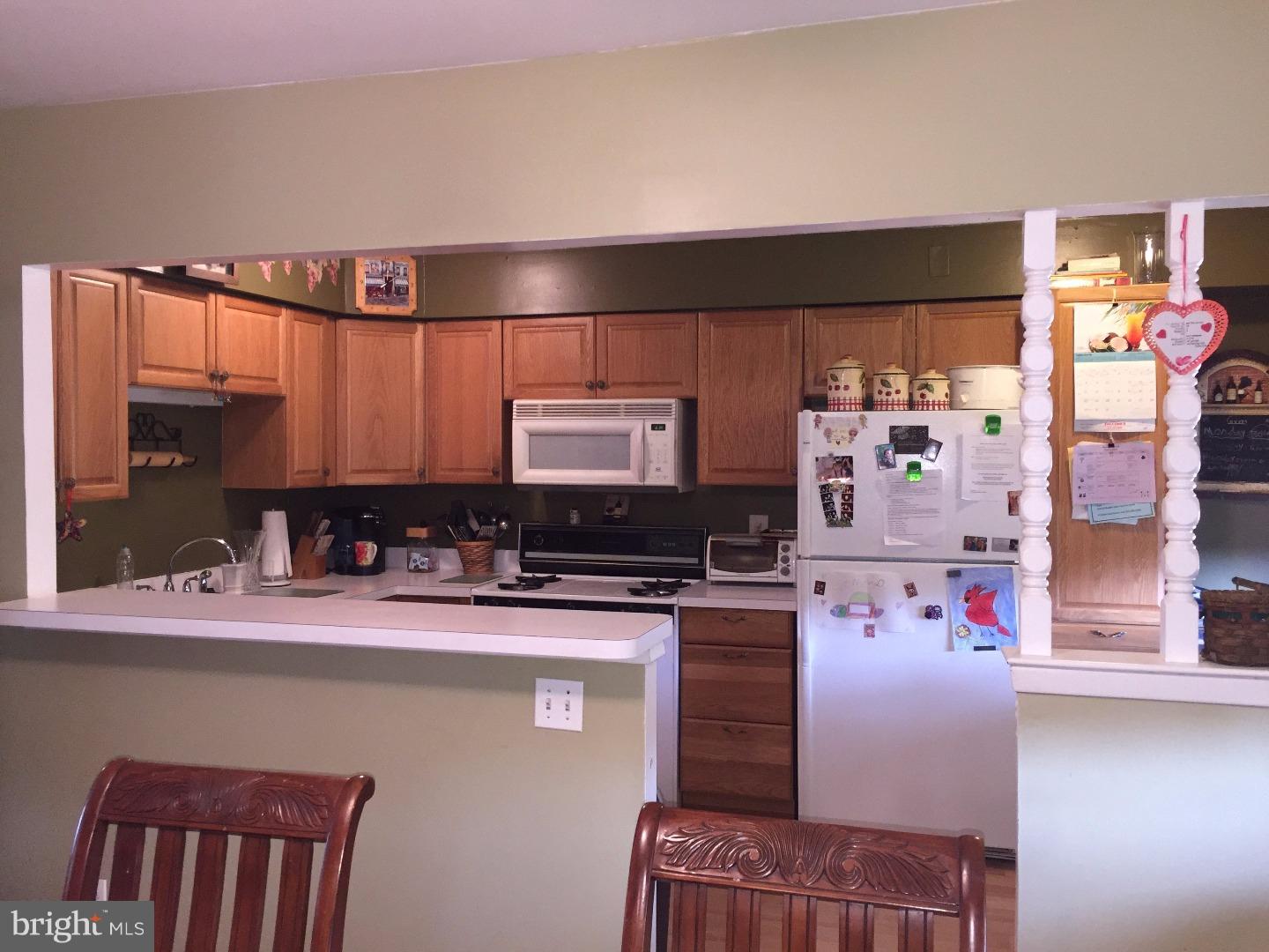 12733 Elnora Road Philadelphia, PA 19154 - Photo 4 of 19