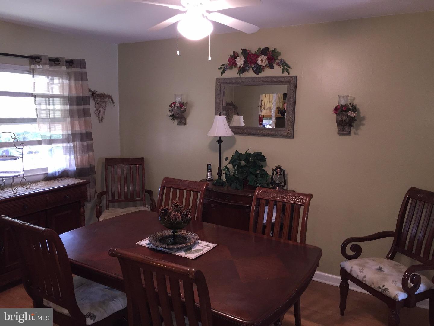 12733 Elnora Road Philadelphia, PA 19154 - Photo 7 of 19