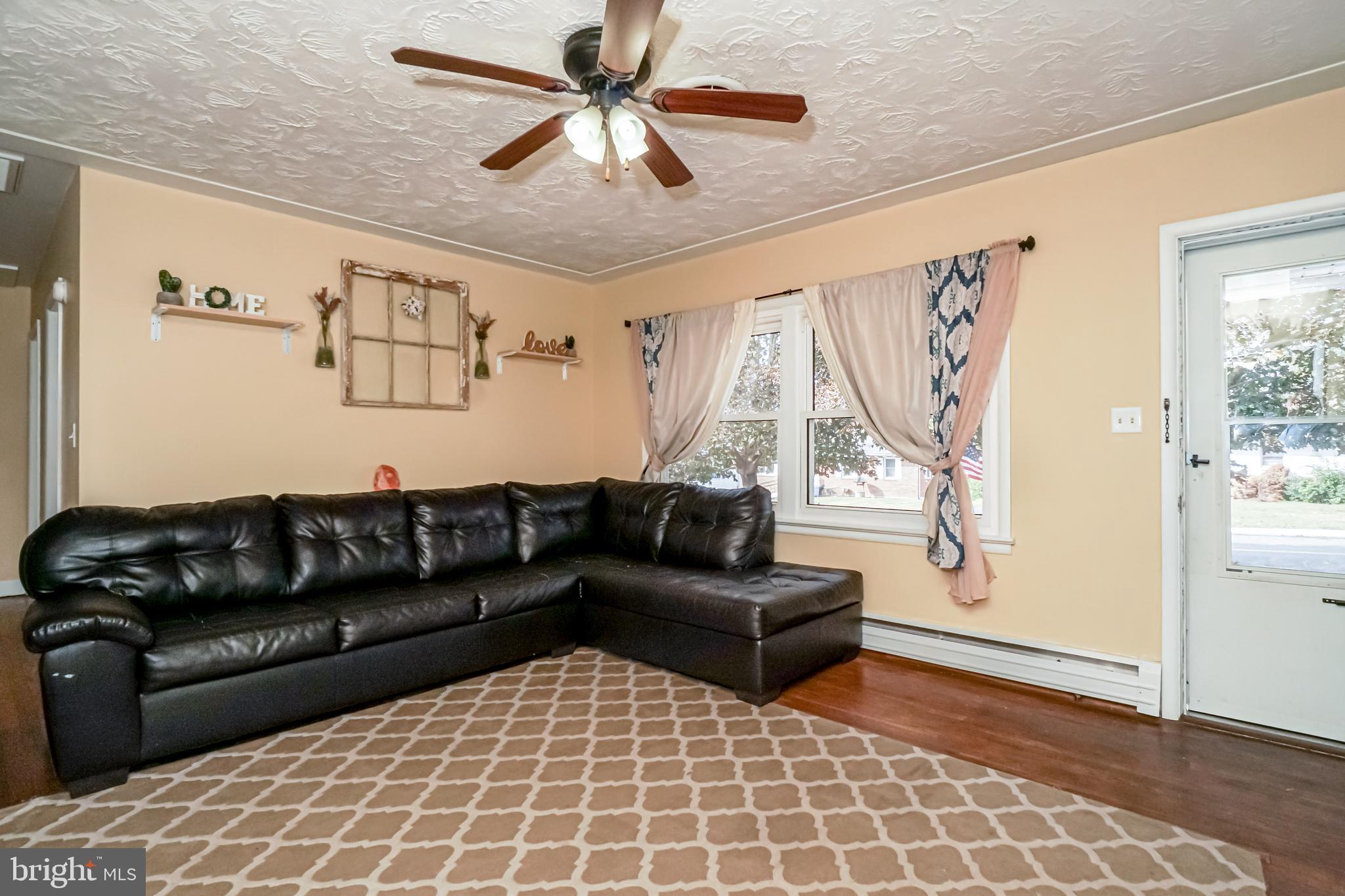 113 Reynolds Avenue Rising Sun, MD 21911 - Photo 5 of 25 Large Sunny Living Room