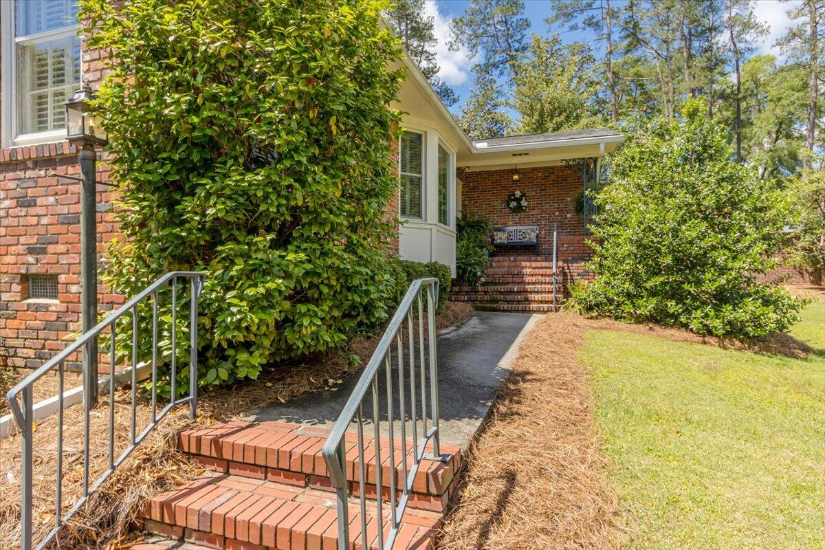 3034 Bransford Road Augusta, GA 30909 - Photo 6 of 55 05-GMDM20250504_5833