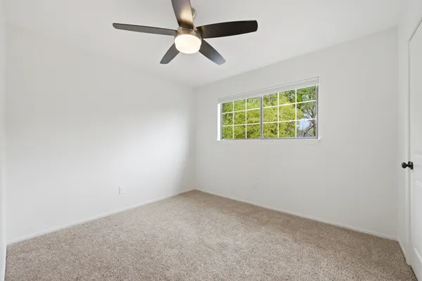 $529,900 | 320 Ridgecrest Road, Georgetown, TX 78628