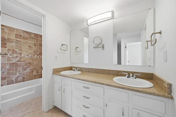 $529,900 | 320 Ridgecrest Road, Georgetown, TX 78628