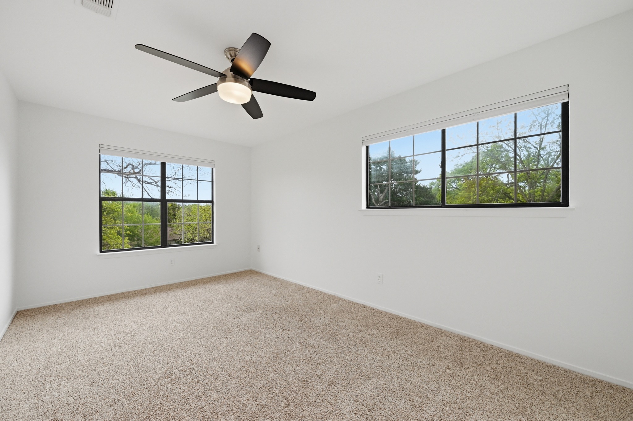 320 Ridgecrest Road Georgetown, TX 78628 - Photo 23 of 38