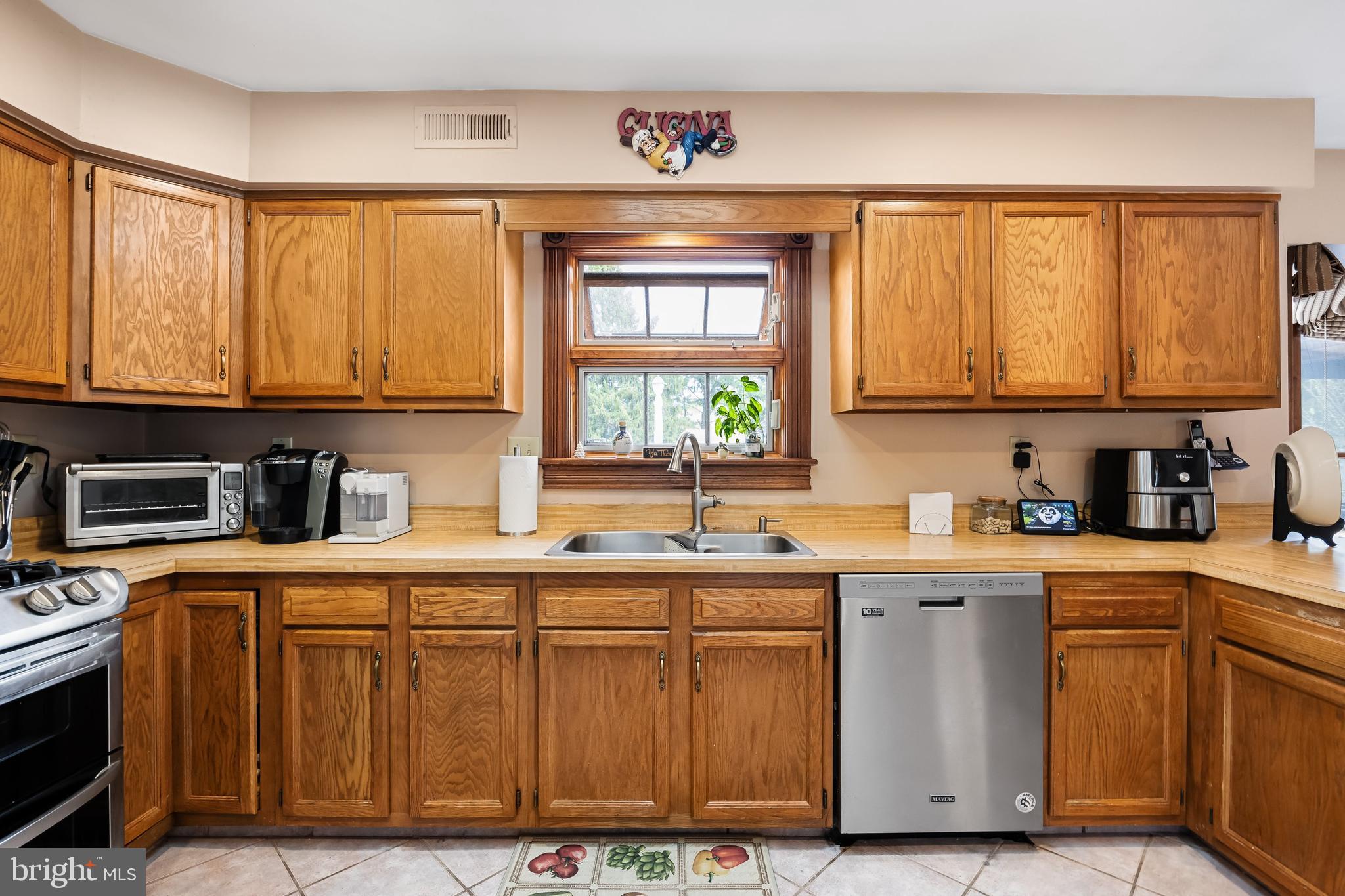 37 Spring Mill Drive Sewell, NJ 08080 - Photo 15 of 39 Gallery Image 15