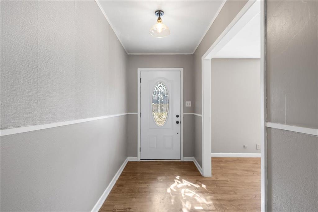 511 Happy Mount Mount Pleasant, TX 75455 - Photo 4 of 37 a view of entryway with front door
