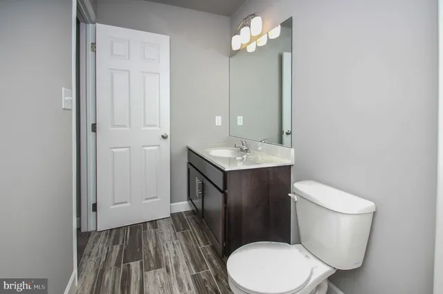 $2,400 | 515 Elm Street, Reading, PA 19601