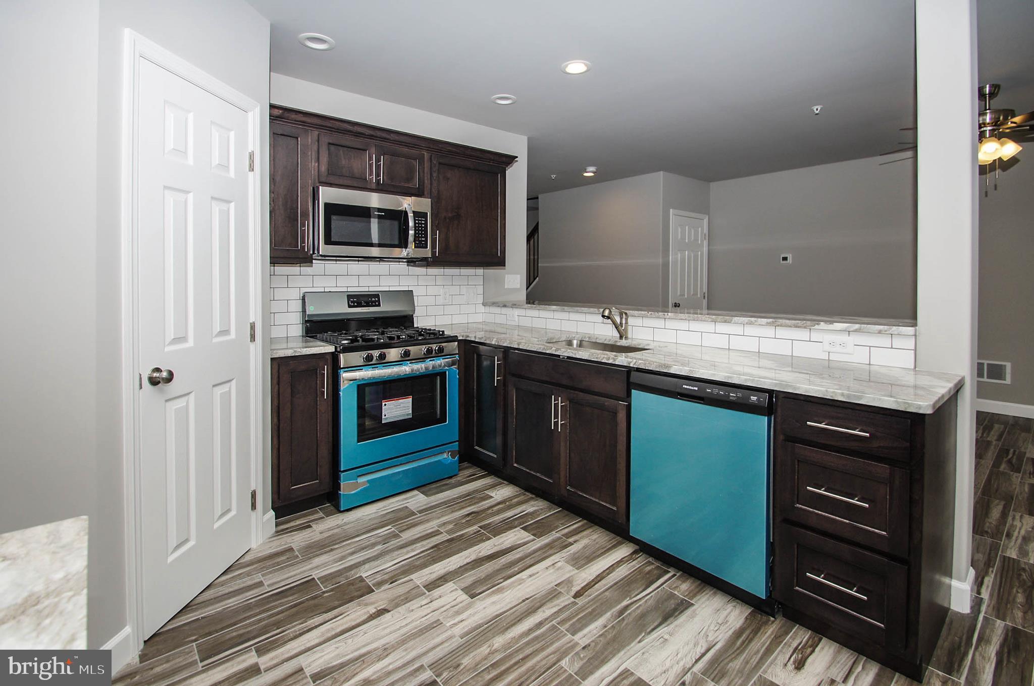 515 Elm Street Reading, PA 19601 - Photo 7 of 15