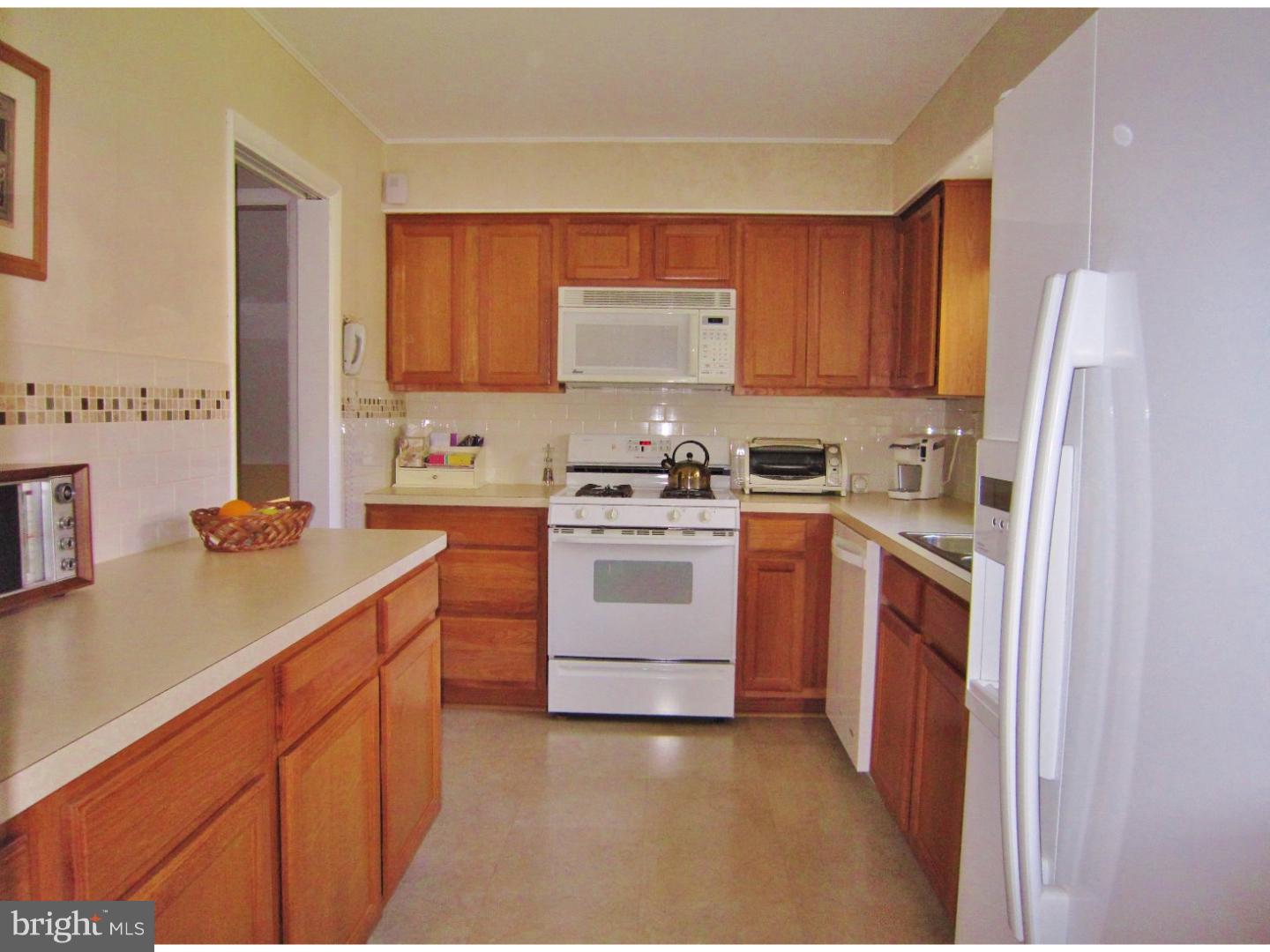 413 Sheffield Road Cherry Hill, NJ 08034 - Photo 8 of 21 Kitchen