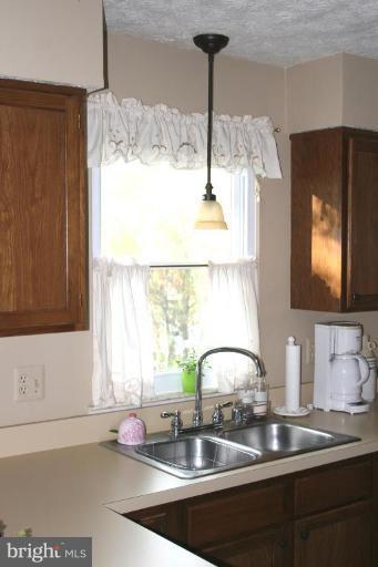 8660 Mission Road Jessup, MD 20794 - Photo 3 of 30 kitchen