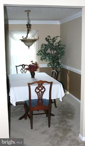 8660 Mission Road Jessup, MD 20794 - Photo 5 of 30 dining room