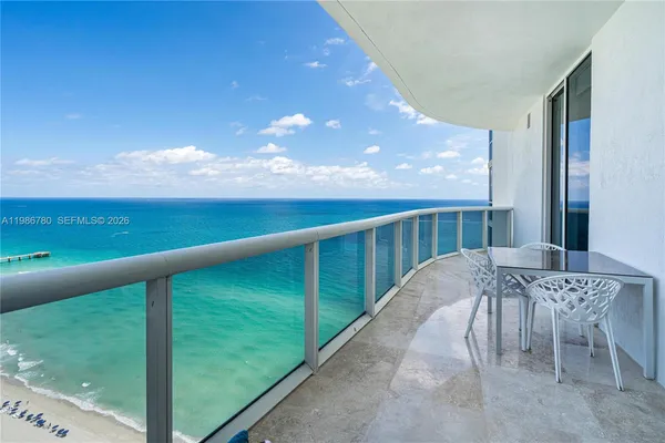 $8,900 | 16001 Collins Avenue, Unit 3002, Sunny Isles Beach, FL 33160