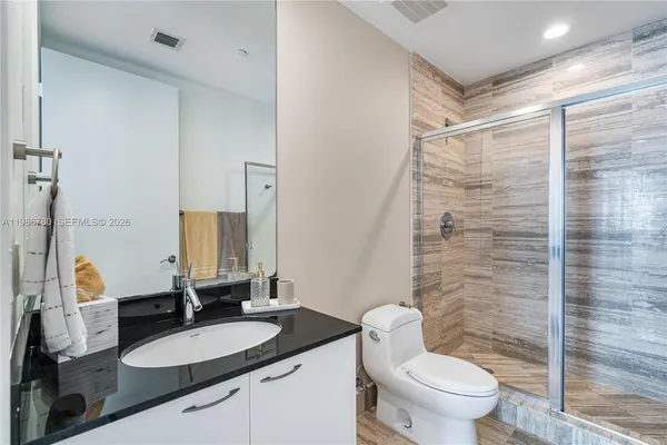 $8,900 | 16001 Collins Avenue, Unit 3002, Sunny Isles Beach, FL 33160