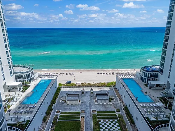 $8,900 | 16001 Collins Avenue, Unit 3002, Sunny Isles Beach, FL 33160