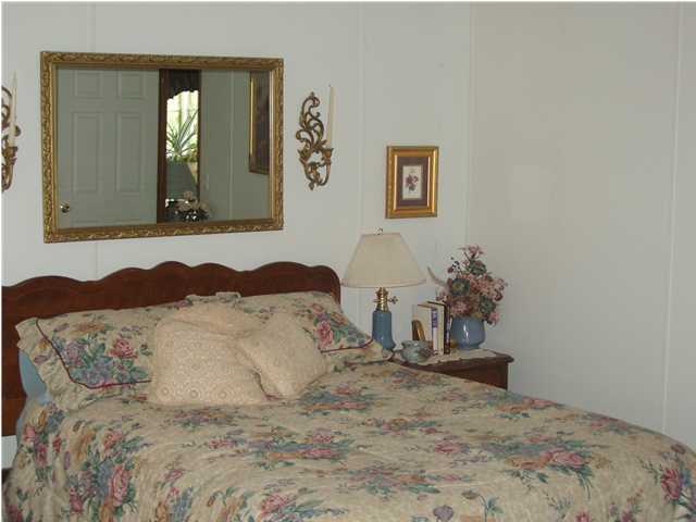 586 Stillwater Road Freeport, FL 32439 - Photo 14 of 18 Gallery Image 14