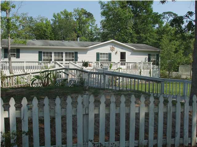586 Stillwater Road Freeport, FL 32439 - Photo 18 of 18 Gallery Image 18
