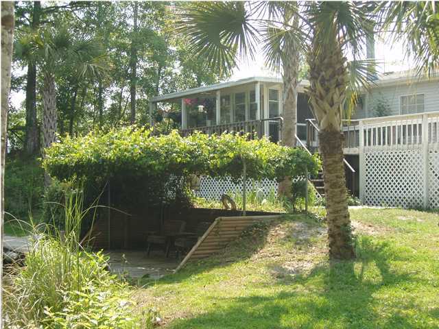 586 Stillwater Road Freeport, FL 32439 - Photo 3 of 18 Gallery Image 3