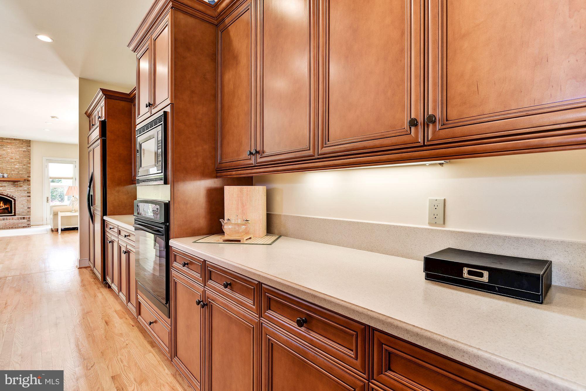 13047 Hall Shop Road Highland, MD 20777 - Photo 14 of 58 Wrap-around Kitchen and Butlers Service Area