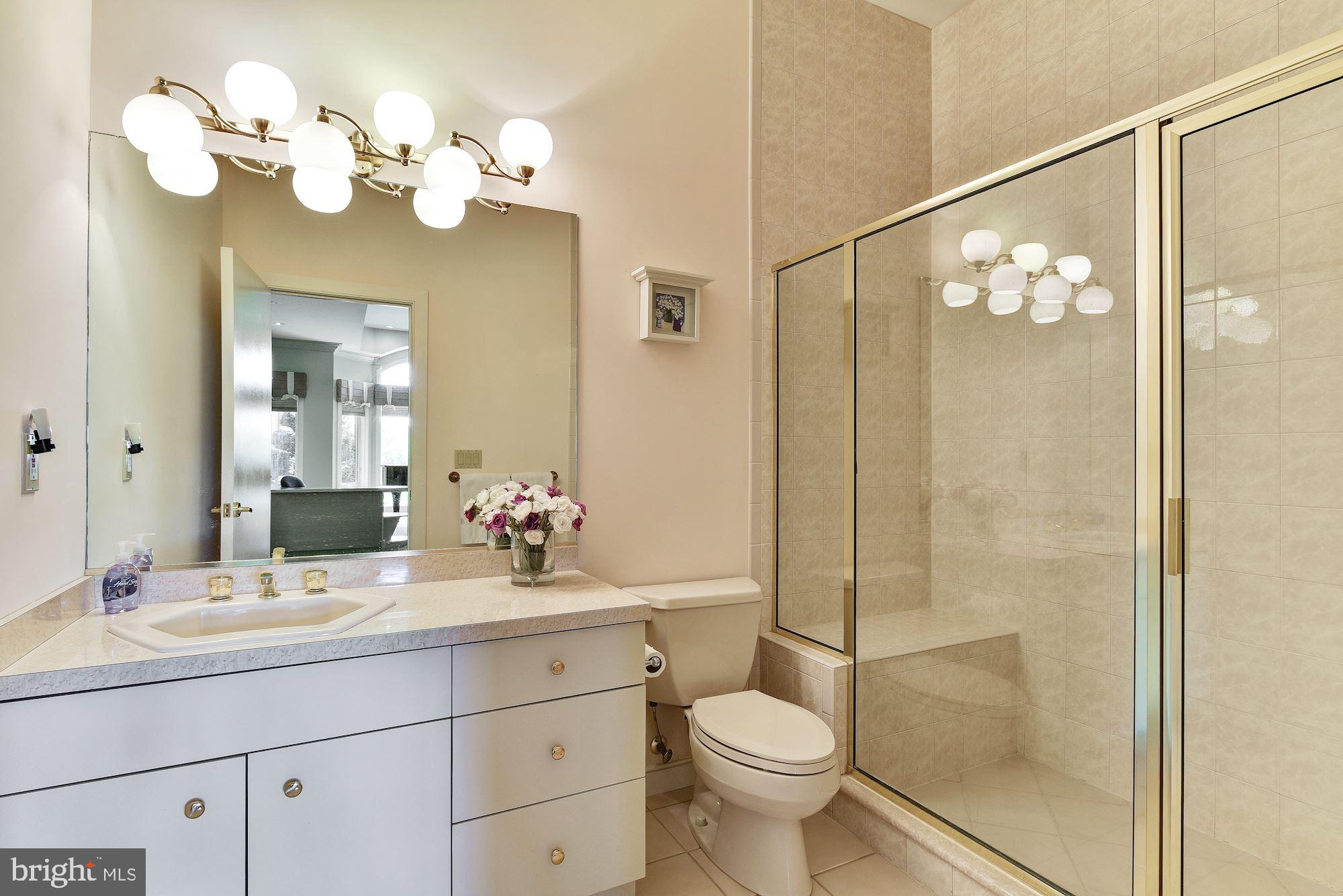 13047 Hall Shop Road Highland, MD 20777 - Photo 37 of 58 Attached En-suite Full Bath