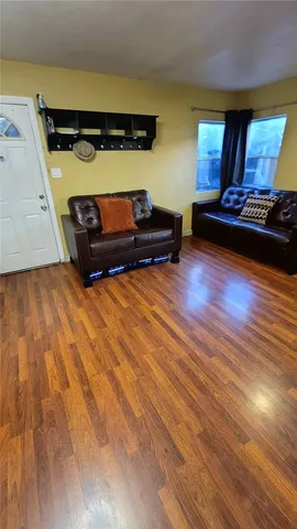 $699,000 | 5811 Arroyo Drive, Los Angeles, CA 90042